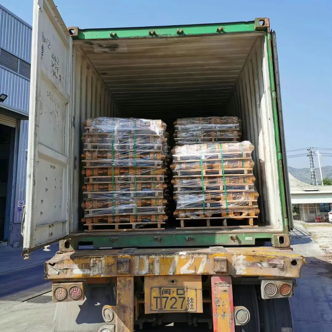 excavator parts loading truck 1