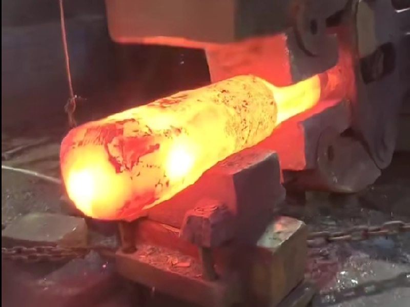 track roller Heat treatment
